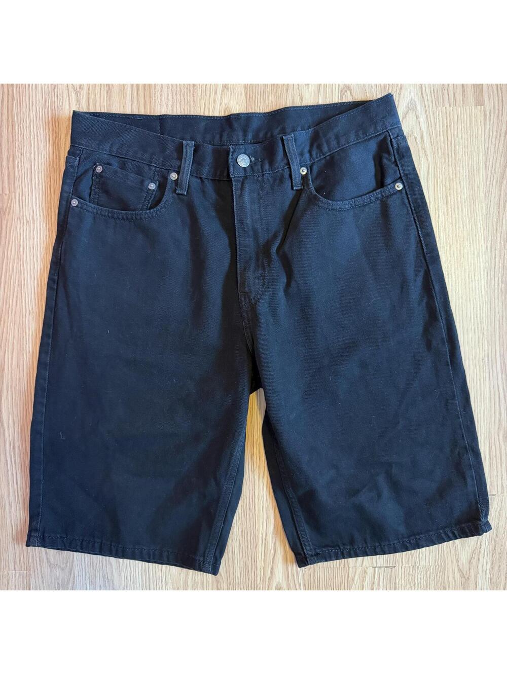 Black Levis Jean Shorts Mens Waist size 33”